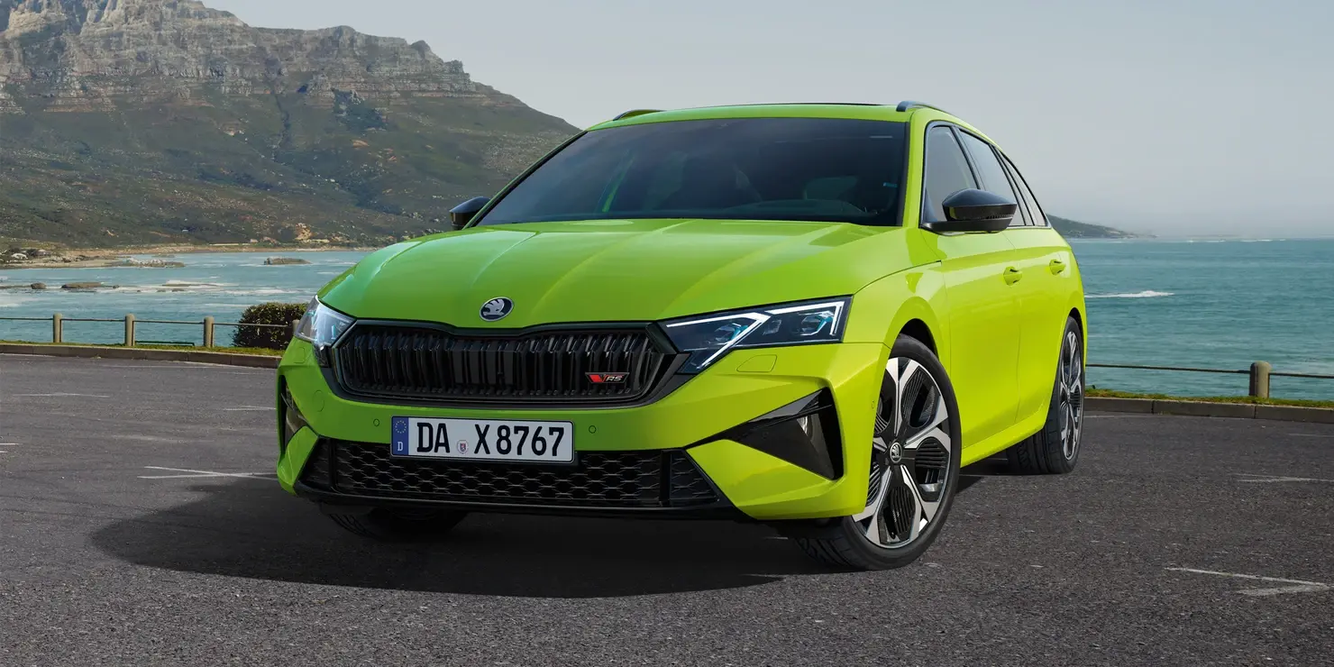 octavia rs front in neongrün