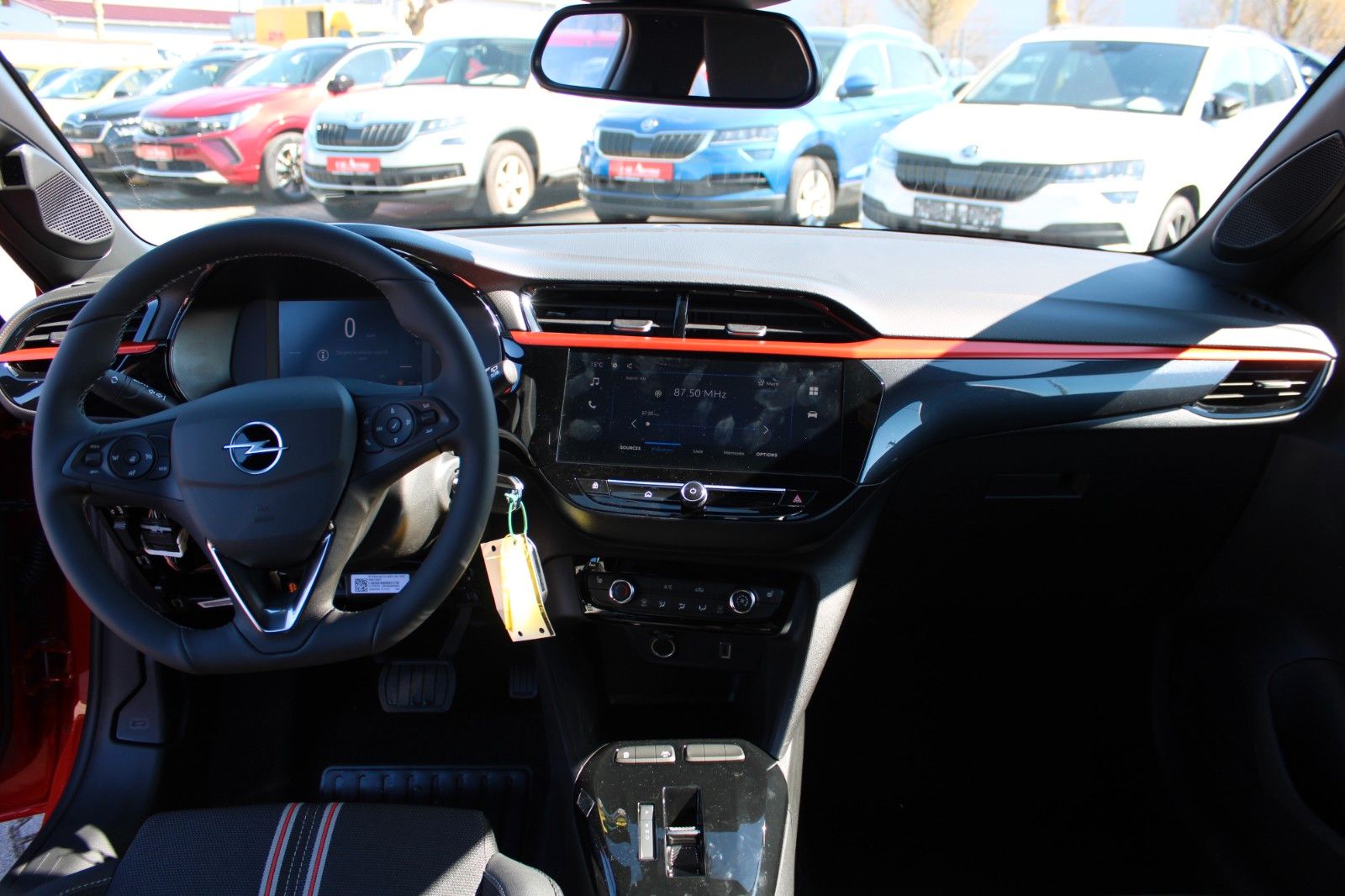 fahrzeugabbildung opel corsa f 1.2 mhev yes