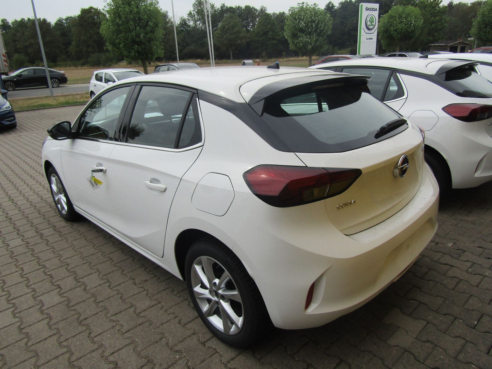 Fahrzeugabbildung Opel Corsa 1.2 Elegance